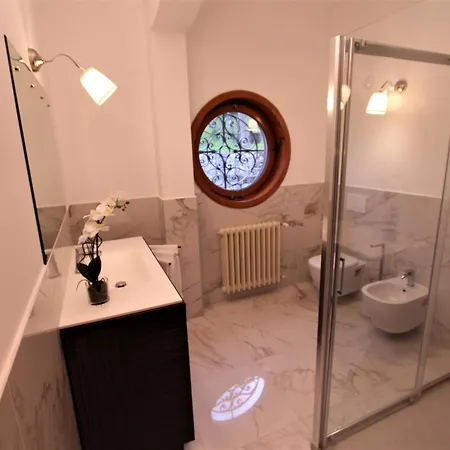 Villamara Luxury Guest house *