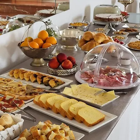 Pensionat Villamara Luxury 4*